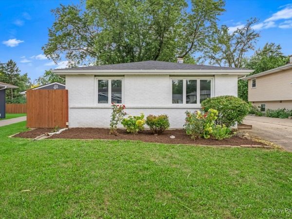 1N542 Goodrich Avenue , Glen Ellyn, IL 60137