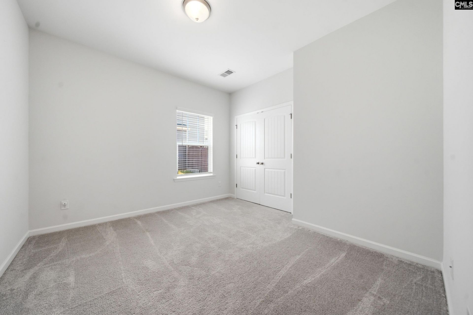 713 N Pinewalk Way Photo 9