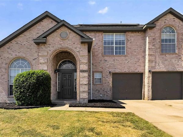 3026 Shannon Lane, Grand Prairie, TX 75052