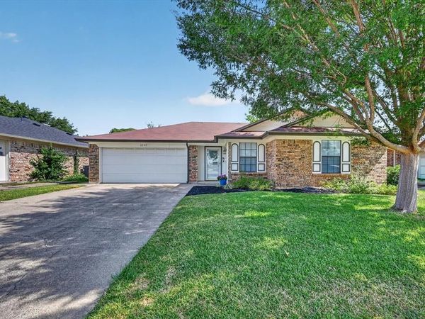 6549 High Lawn Terrace, Watauga, TX 76148