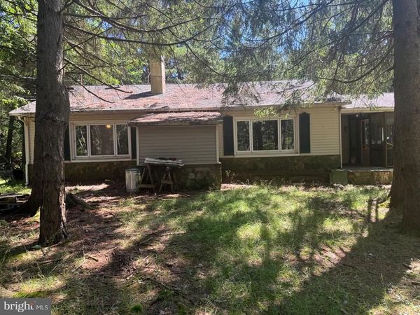 140 KONA LANE , SCOTRUN, PA 18355