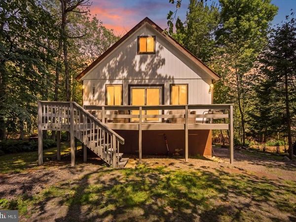 9781 AUBURN DRIVE , TOBYHANNA, PA 18466