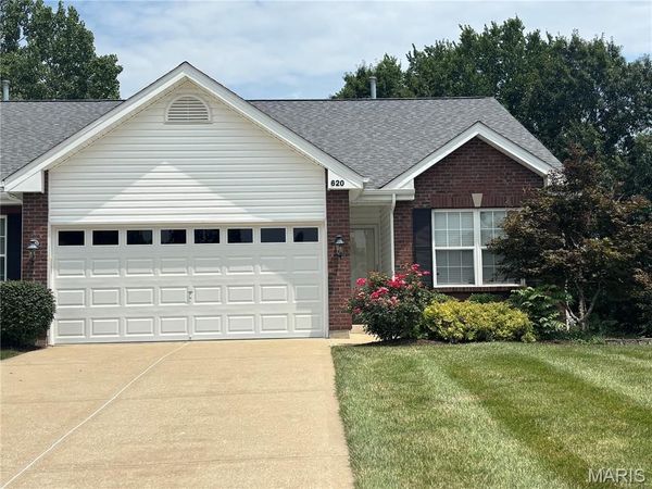 620 Grayhawk Circle, Wentzville, MO 63385