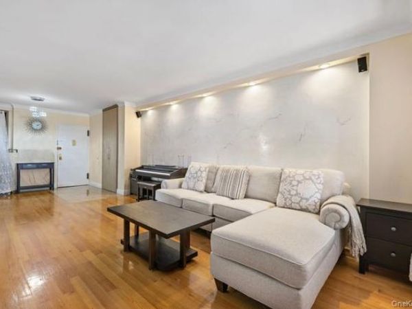 61-35 98th street , Unit 15E, Rego Park, NY 11374
