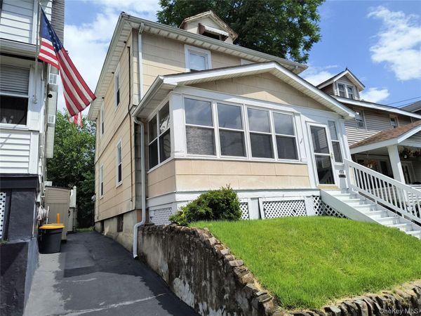 492 1st Street, Newburgh, NY 12550