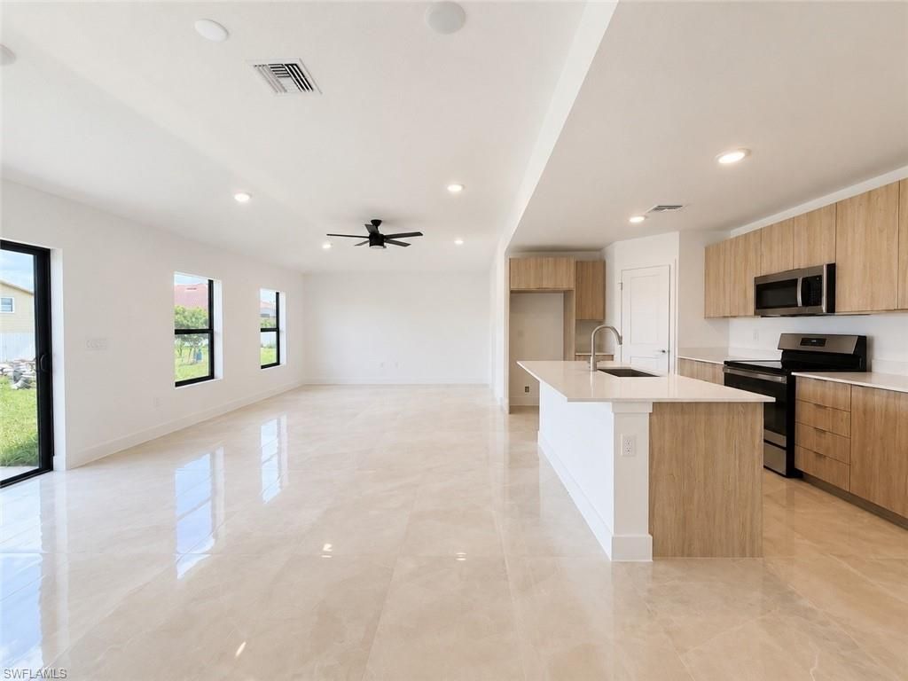 3105 9th St Sw, Lehigh Acres, FL 33976 Photo