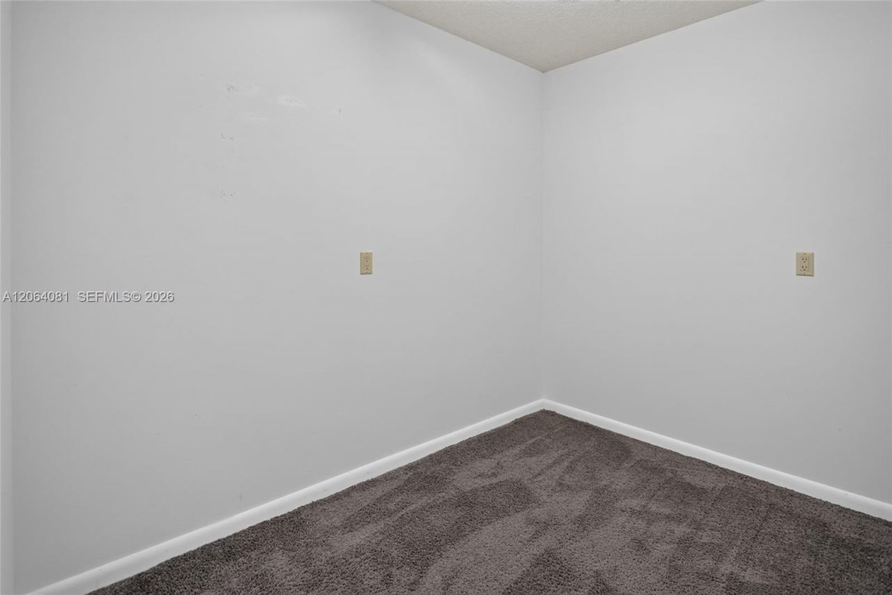 1713 Whitehall Dr , Unit 306, Davie, FL 33324 Photo
