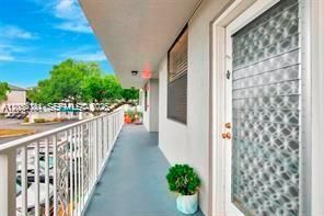 1713 Whitehall Dr , Unit 306, Davie, FL 33324 Photo