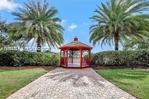 1713 Whitehall Dr , Unit 306, Davie, FL 33324 Photo