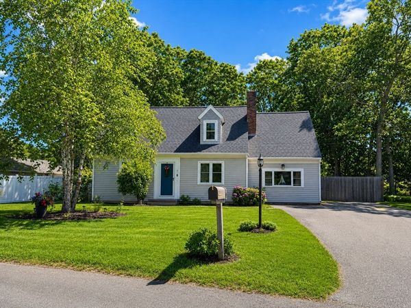 7 Fernwood Ave, Barnstable, MA 02601