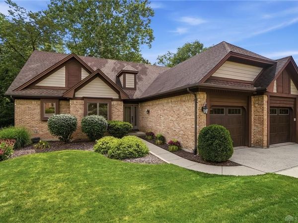 7128 Hunters Creek Drive, Dayton, OH 45459