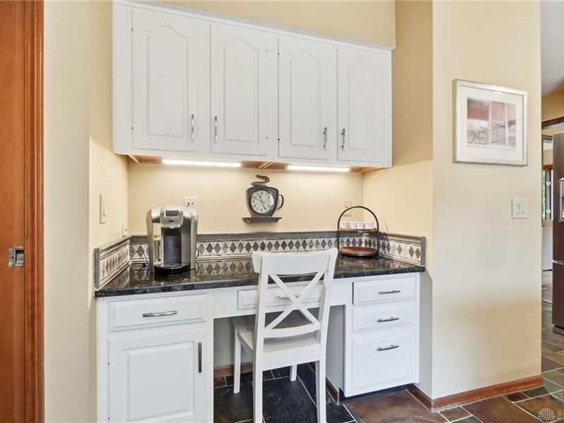 7128 Hunters Creek Drive, Dayton, OH 45459 Photo 19