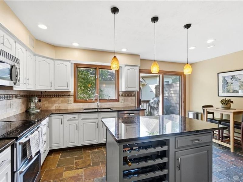 7128 Hunters Creek Drive, Dayton, OH 45459 Photo 20