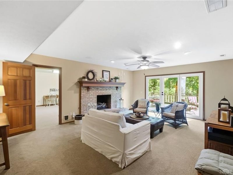 7128 Hunters Creek Drive, Dayton, OH 45459 Photo 39