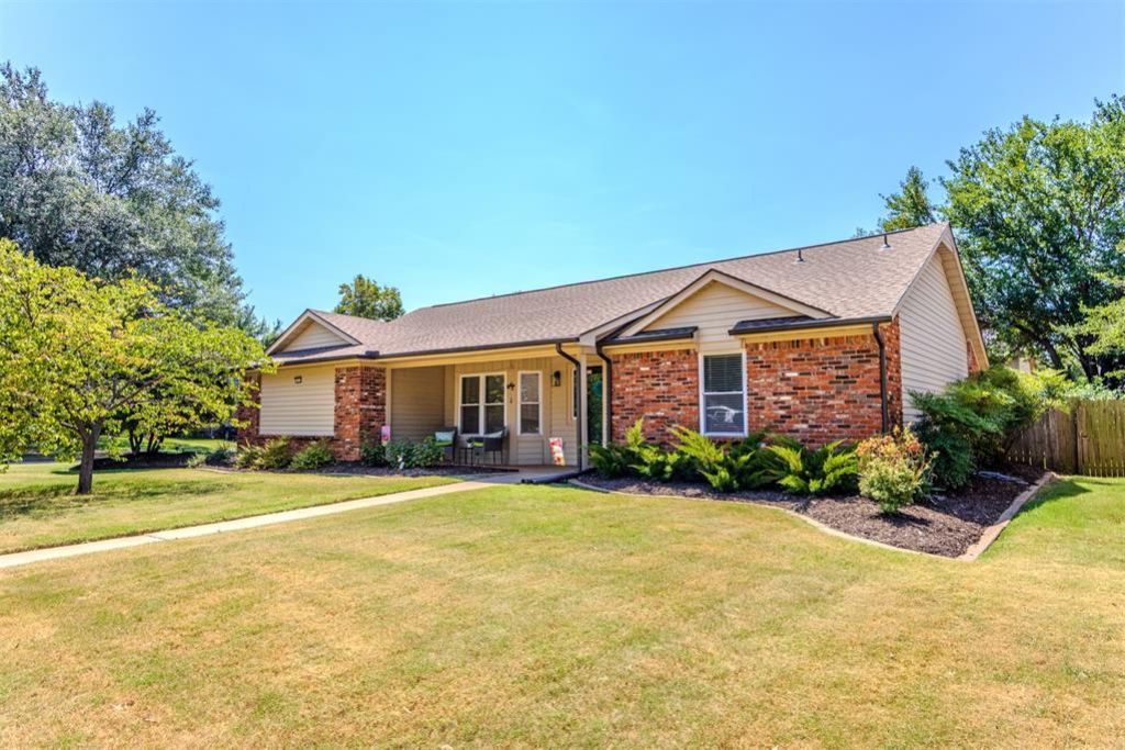 101 W Quanah Street, Broken Arrow, OK 74011 Main Photo