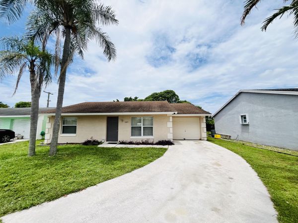 5855 Timber Valley Drive, Lake Worth, FL 33463