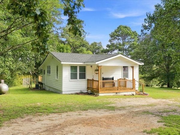 1352 Collard Valley Road, Cedartown, GA 30125