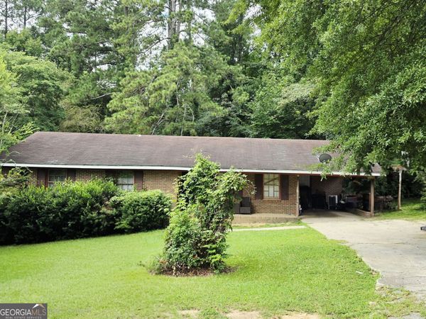 1583 New Castle Drive, Macon, GA 31204