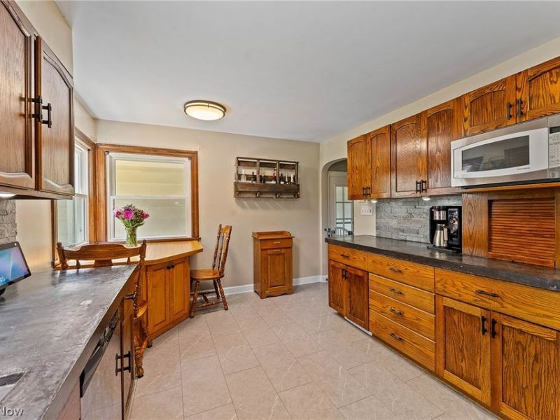 31 Island Drive, Poland, OH 44514 Photo 12