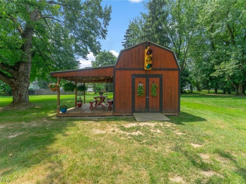 31 Island Drive, Poland, OH 44514 Photo 24