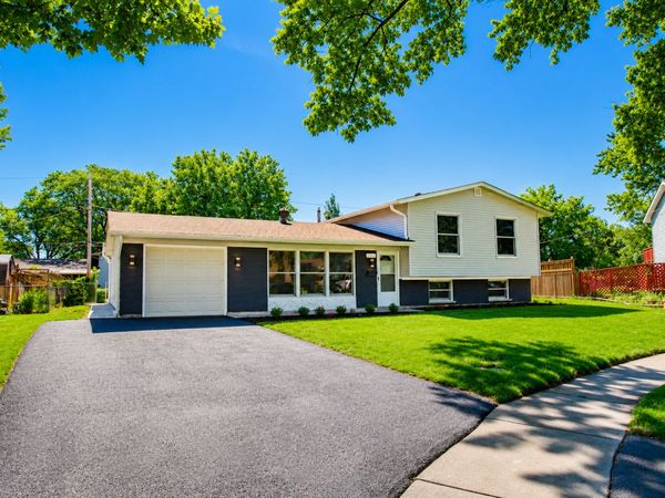 7777 Ramsgate Circle S, Hanover Park, IL 60133