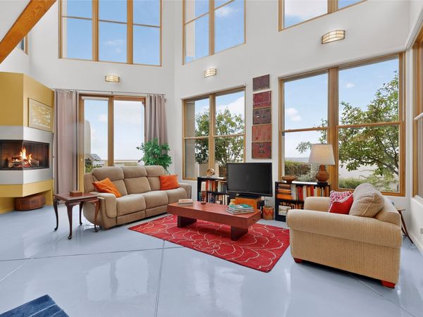 85 Avenida Frijoles, Santa Fe, NM 87507