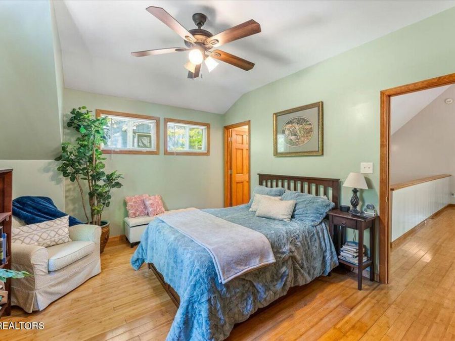 Property Image 38