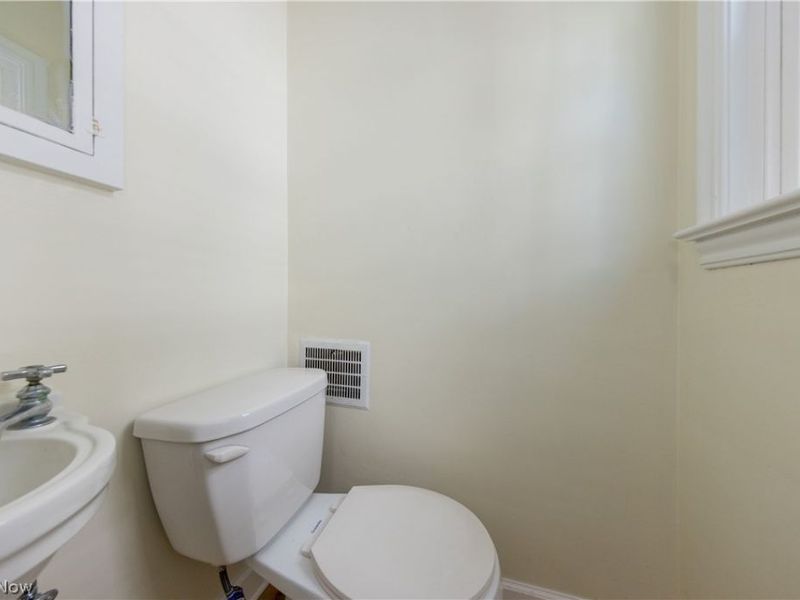 2188 Cranston Road, University Heights, OH 44118 Photo 25