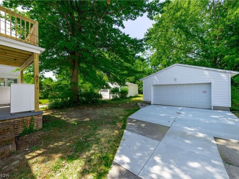 2188 Cranston Road, University Heights, OH 44118 Photo 33