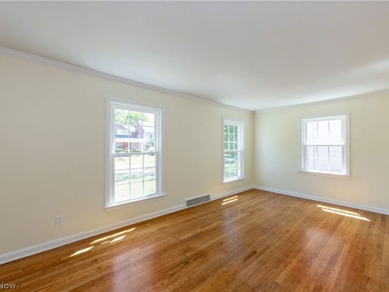 2188 Cranston Road, University Heights, OH 44118 Photo 9