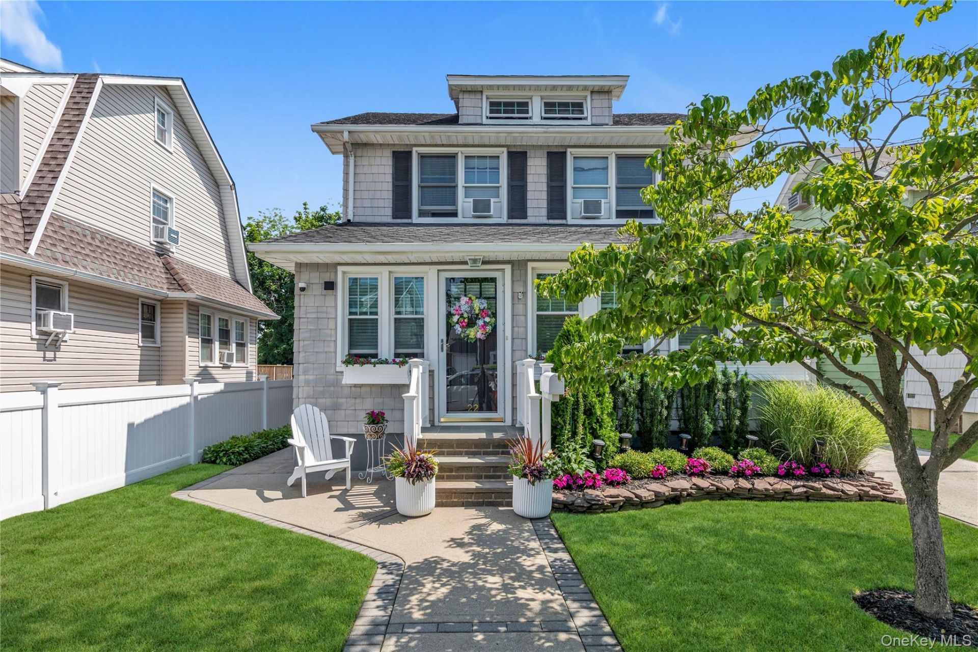 22 Spencer Avenue, Lynbrook, NY 11563 Main Photo