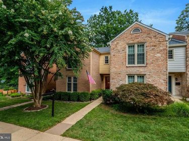 1956 HOPEWOOD DRIVE , FALLS CHURCH, VA 22043