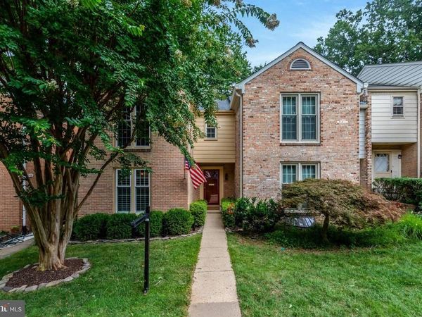 1956 HOPEWOOD DRIVE, FALLS CHURCH, VA 22043