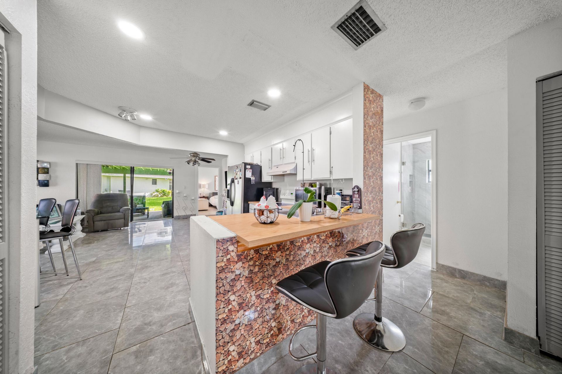 1442 Summit Run Circle, West Palm Beach, FL 33415 Photo