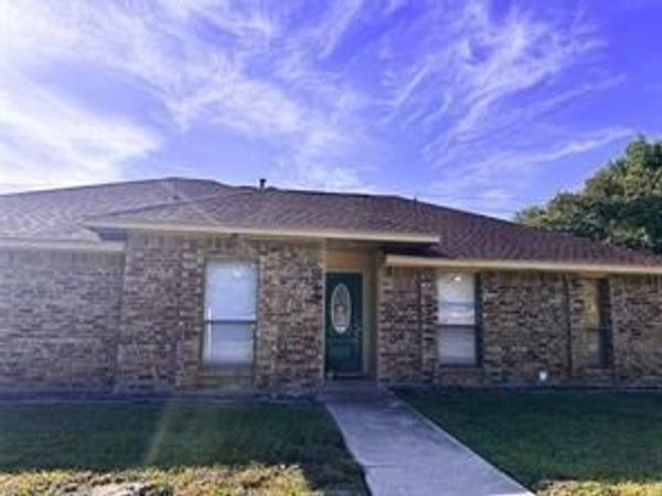 813 Leslie Lane, Coppell, TX 75019