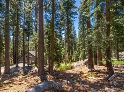51311 Jeffery Pine Drive, Soda Springs, CA 95728 Photo