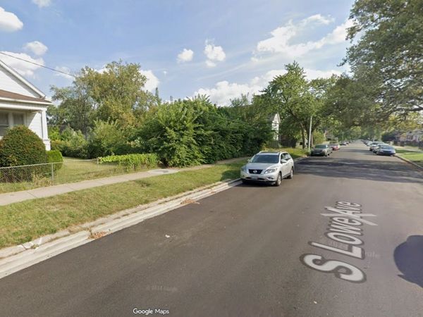 10043 S Lowe Avenue , Chicago, IL 60628