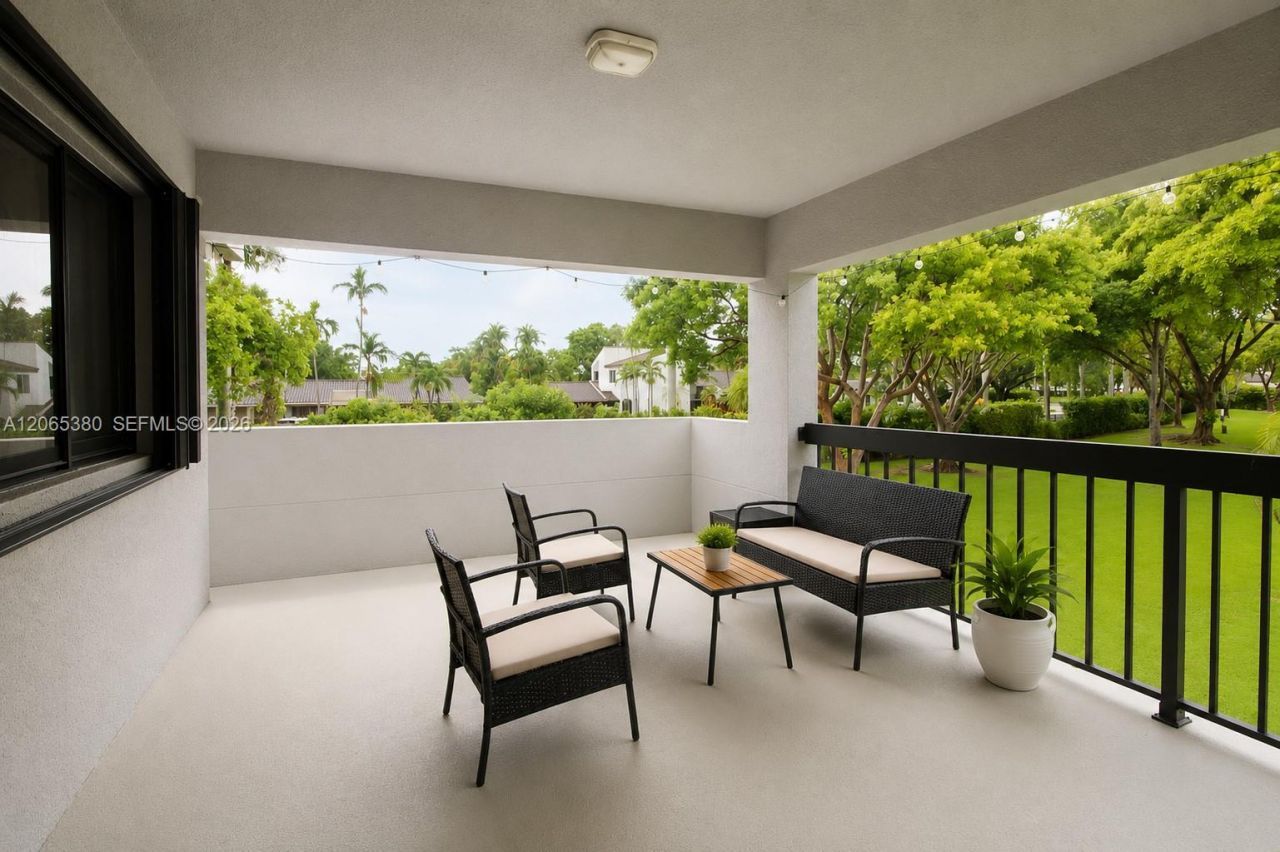 13280 SW 88th Ln , Unit 203-B, Miami, FL 33186 Photo