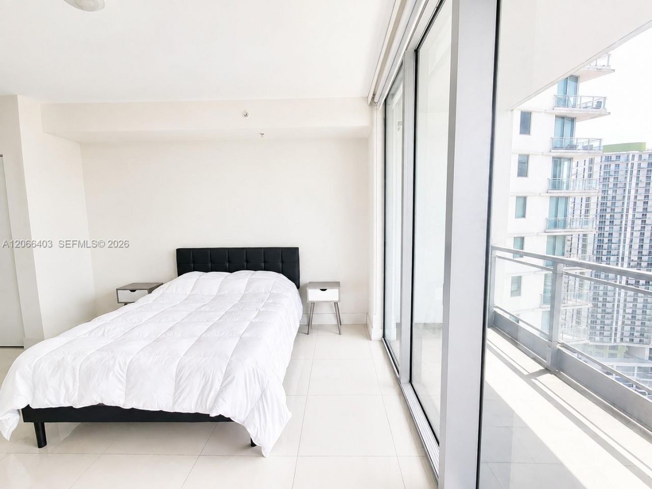 92 SW 3rd St, Unit 3808, Miami, FL 33130 Photo