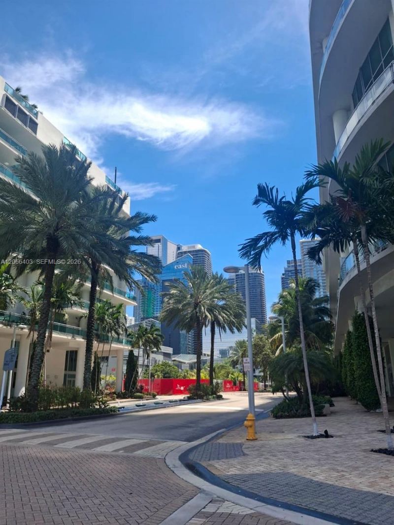92 SW 3rd St, Unit 3808, Miami, FL 33130 Photo