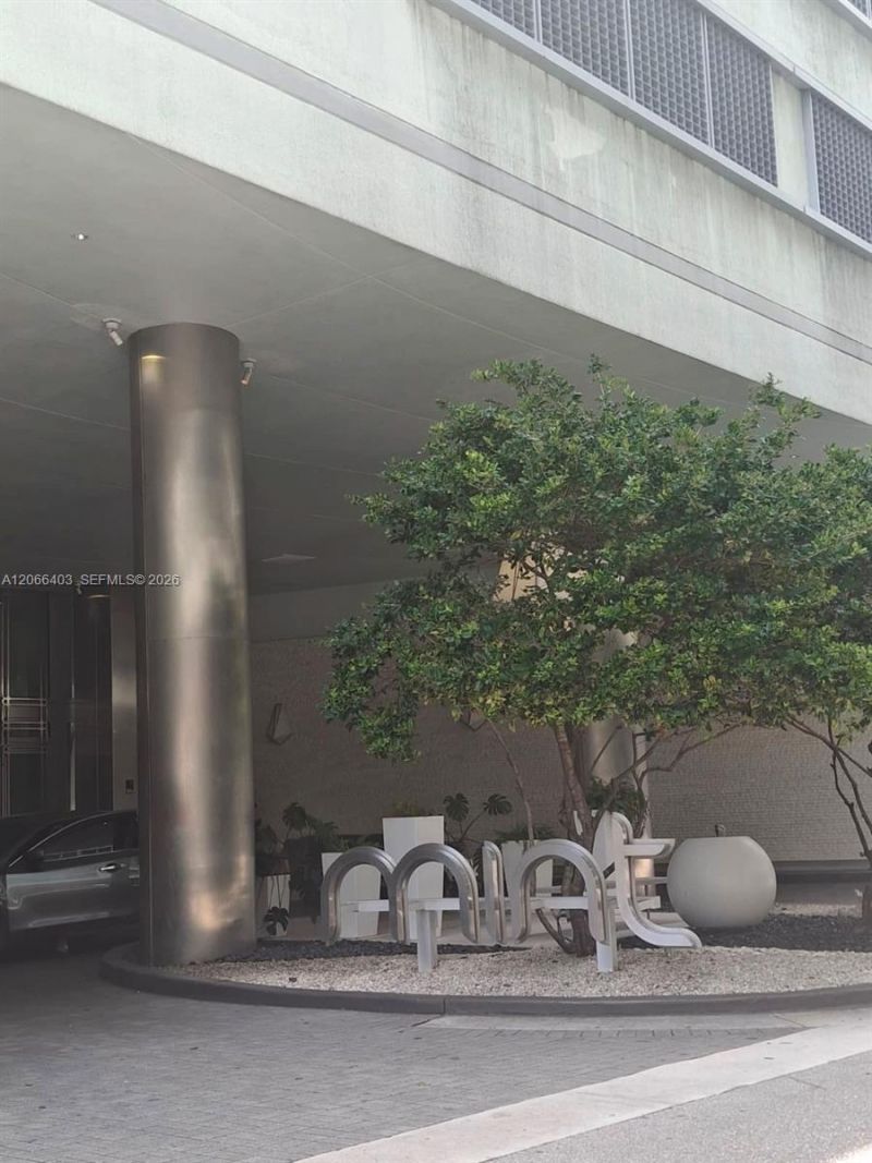 92 SW 3rd St, Unit 3808, Miami, FL 33130 Photo