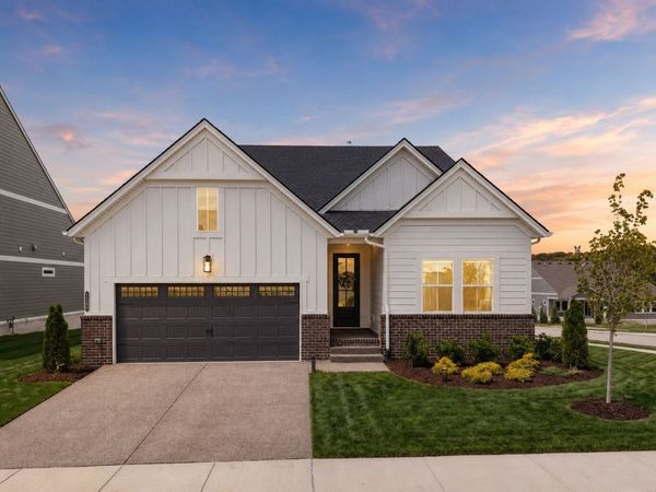 1369 Ashton Park Dr, Mount Juliet, TN 37122