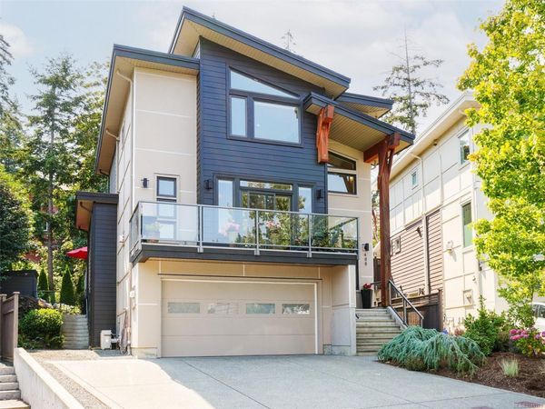 488 Regency Pl, Colwood, BC V9C 0C3