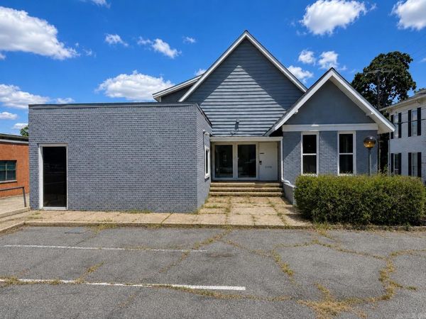 813 W 3rd Street, Little Rock, AR 72201