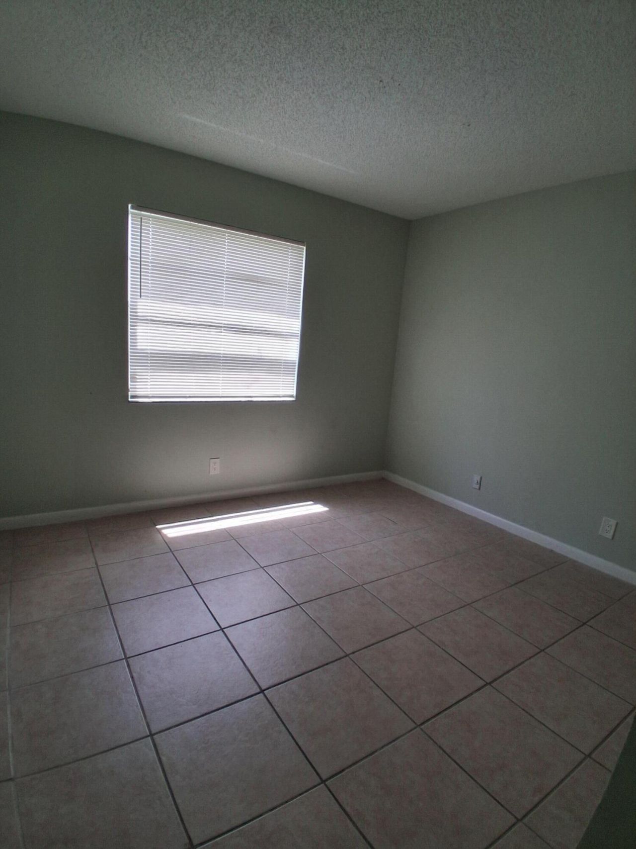 1822 Abbey Road, Unit 108, West Palm Beach, FL 33415 Photo