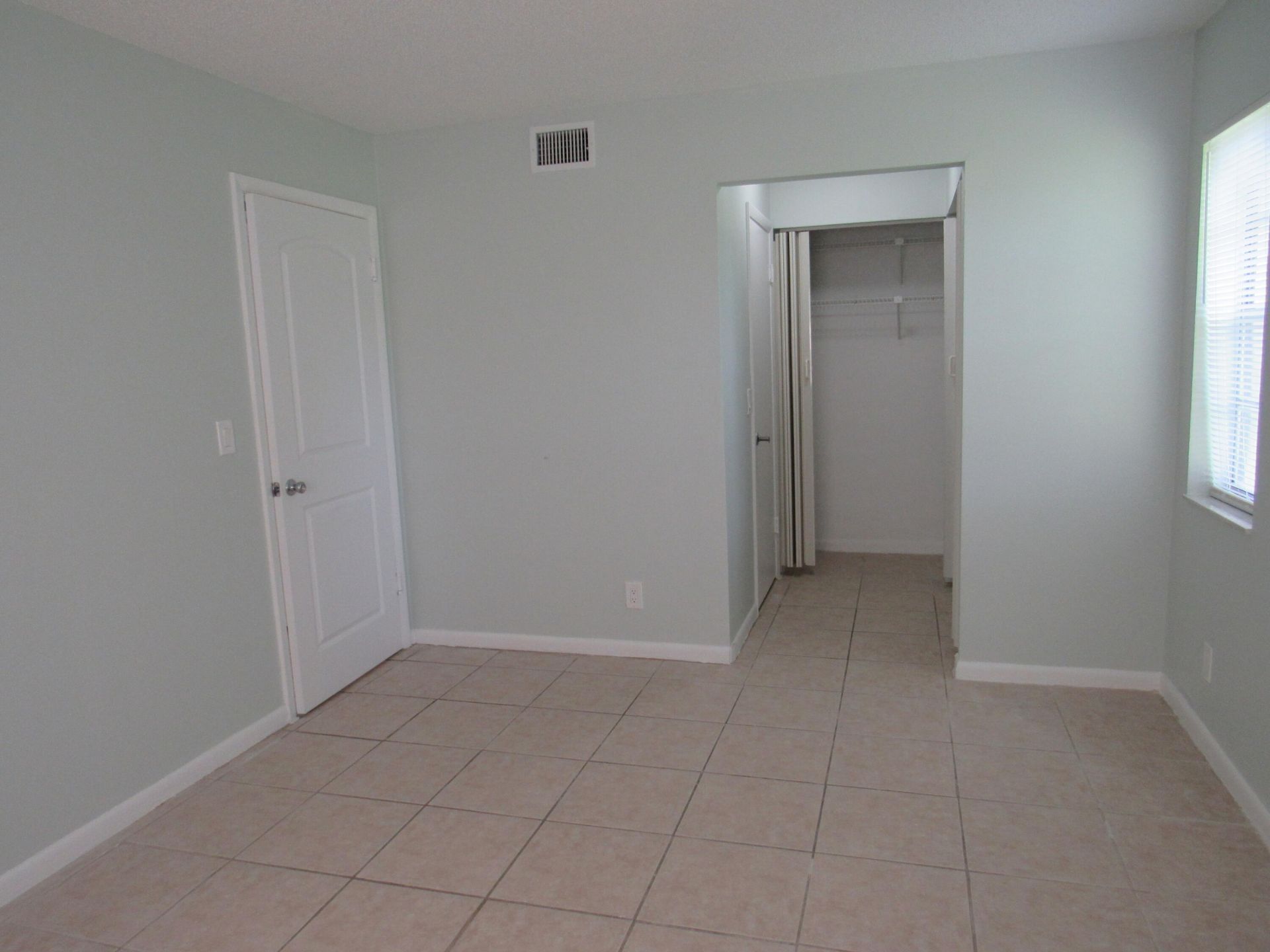 1822 Abbey Road, Unit 108, West Palm Beach, FL 33415 Photo