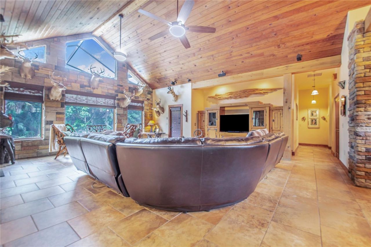 1617 Horseshoe Creek Road, Davenport, FL 33837 Photo