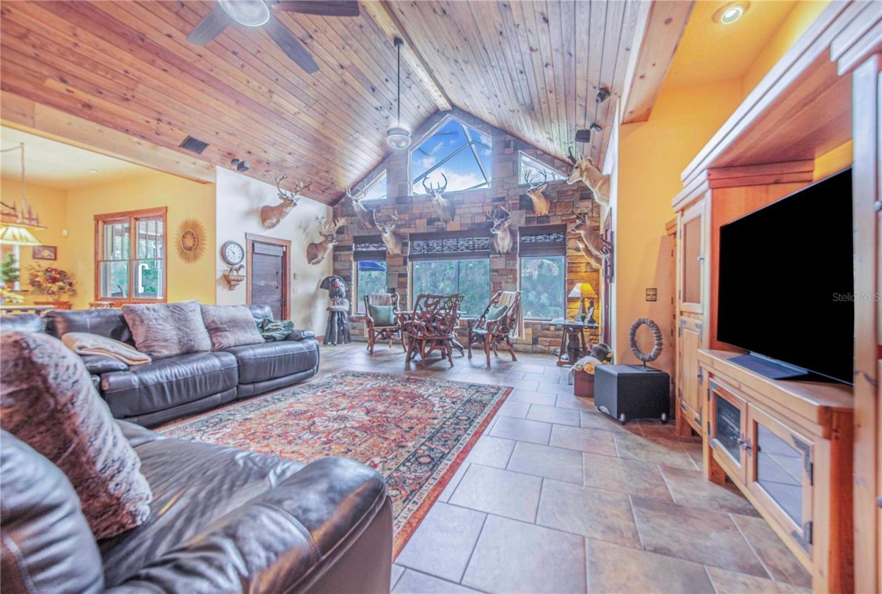 1617 Horseshoe Creek Road, Davenport, FL 33837 Photo