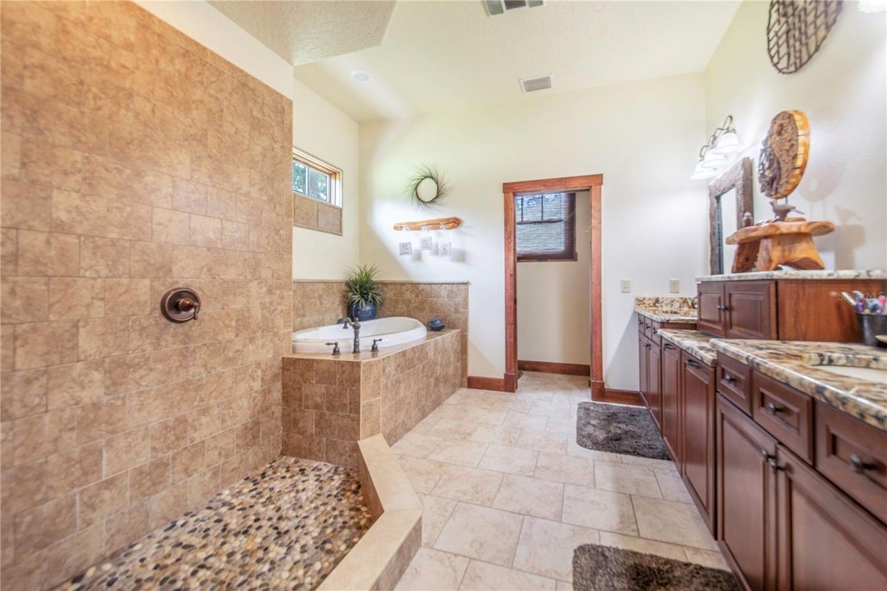 1617 Horseshoe Creek Road, Davenport, FL 33837 Photo
