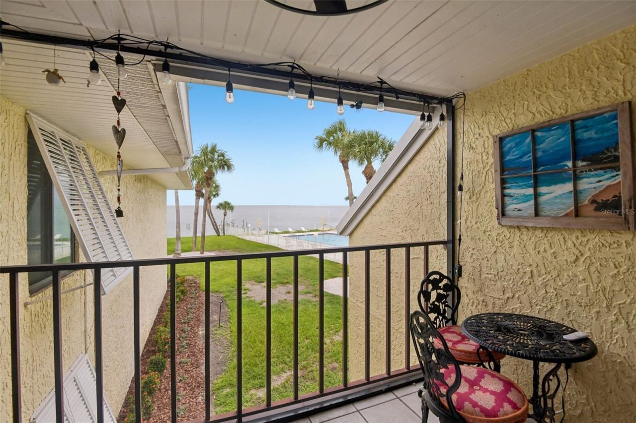 7300 Sunshine Skyway Lane, Unit 206, Saint Petersburg, FL 33711 Photo